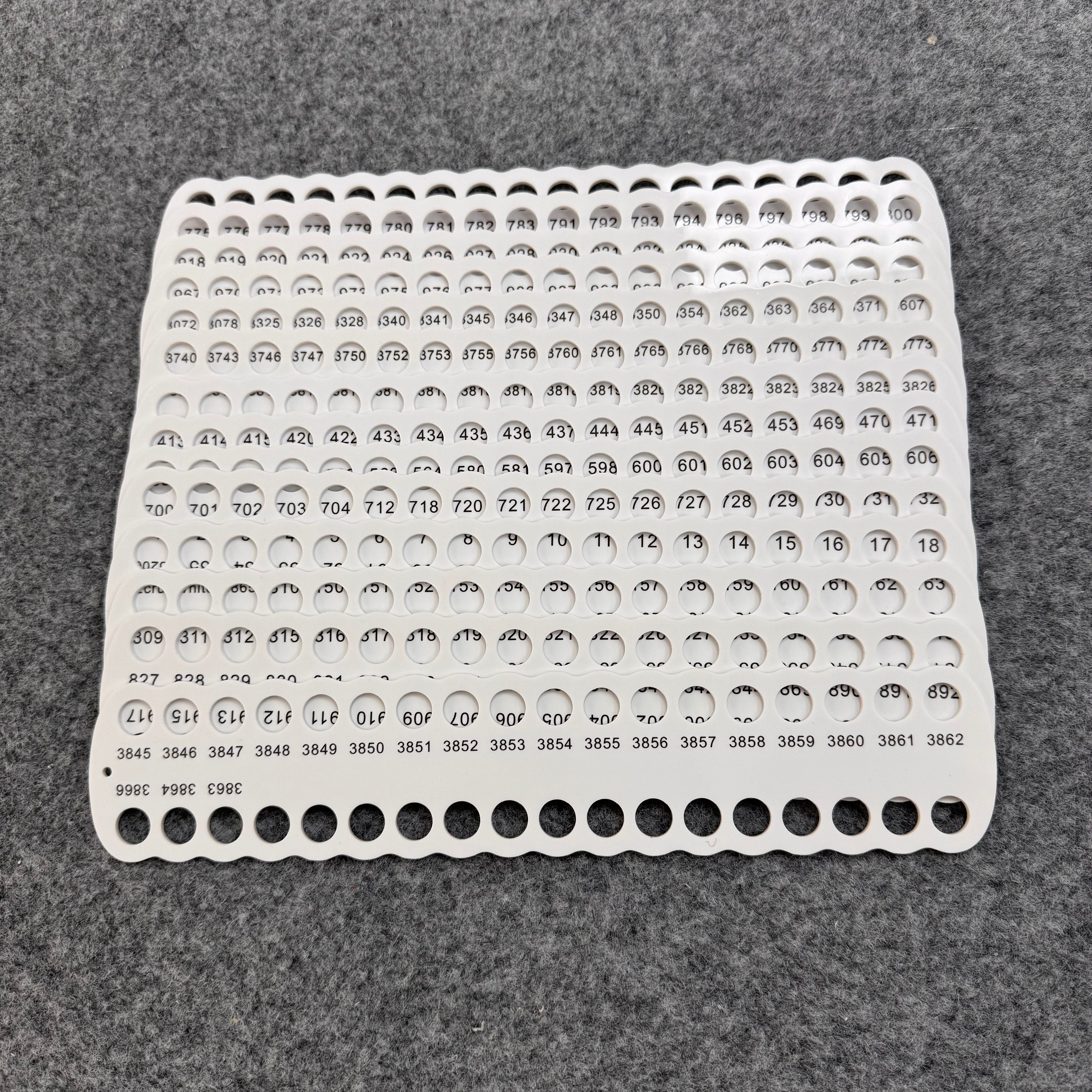 14-Piece Double-Sided Thread Organizer with 482 DMC Colour Codes