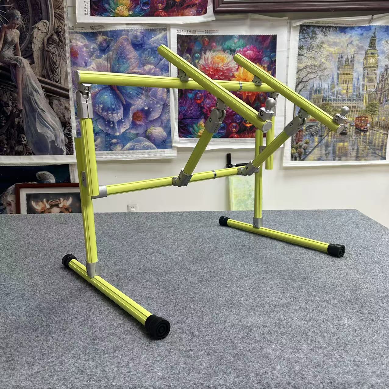 【Third Generation】Bed Embroidery Frame Stand for Cross Stitch, Adjustable 25-60cm (9.84-23.62 inches) Height, 70-50cm(27.56-19.69 inches) Base, Aluminum Alloy, Tiltable & Width Adjustable, Bed & Table Use, Strong Load Capacity